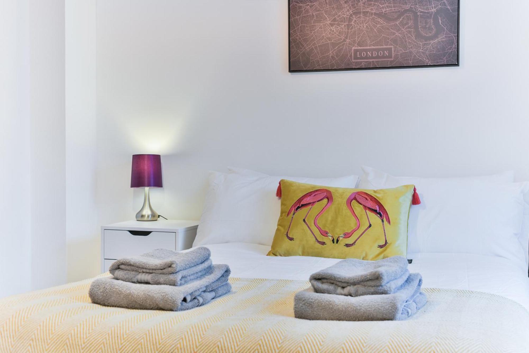 Apartamento Fantastic Central Line City-Pad! Londres Exterior foto